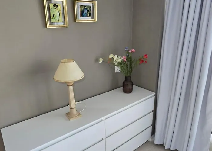 Beachfront Premium With Sunset, Pools & Sea View