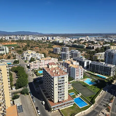 Beachfront Premium With Sunset, Pools & Sea View Апартаменты *