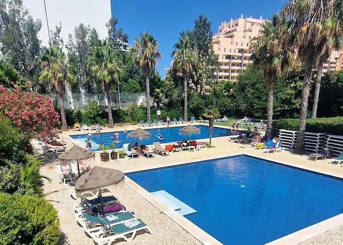 Διαμέρισμα Beachfront Premium With Sunset, Pools & Sea View Portimão