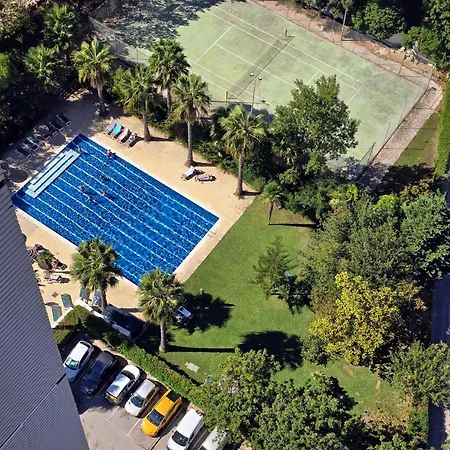 Apartment Beachfront Premium With Sunset, Pools & Sea View