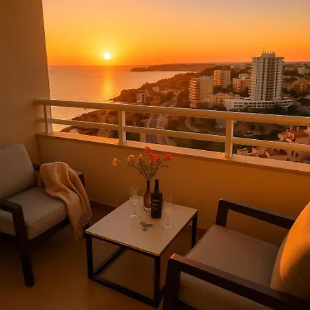 Beachfront Premium With Sunset, Pools & Sea View